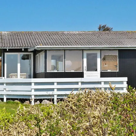 Two-bedroom Holiday In 3 Nyaraló *